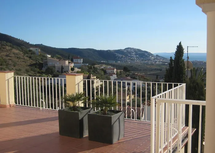 Ref Nav44 Villa Selva de Mar